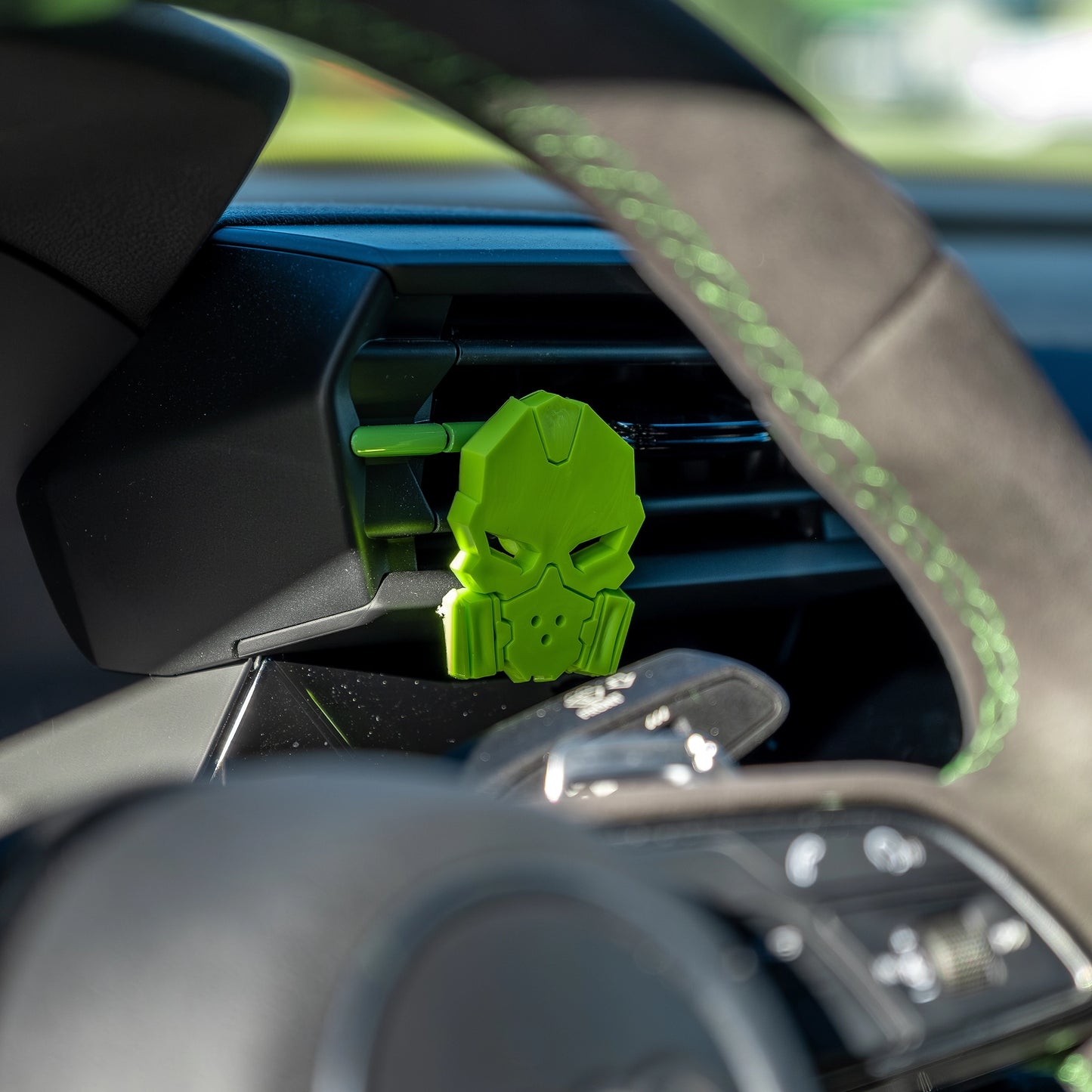Odorizant auto cu miros de adrenalină